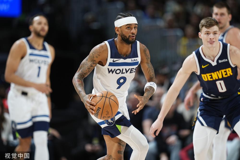 件对他的职 件对他的职