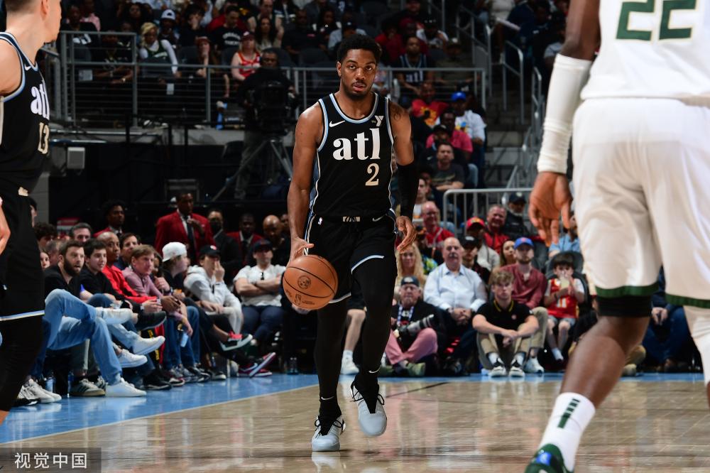 被迫更多依 被迫更多依