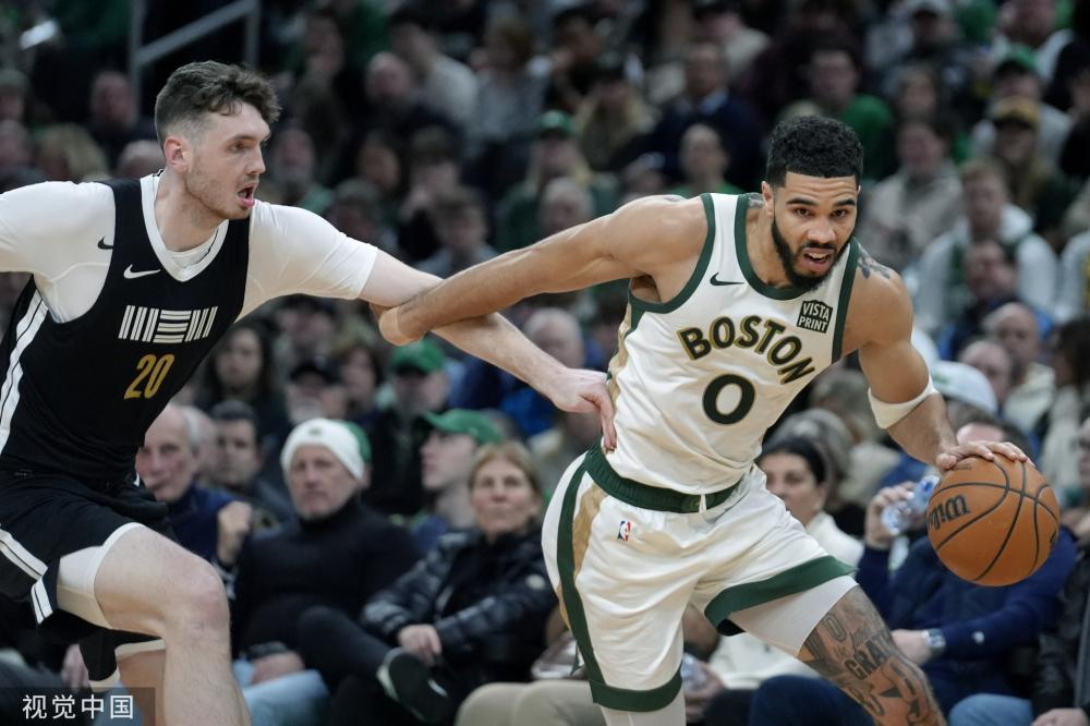 他本赛季的 他本赛季的